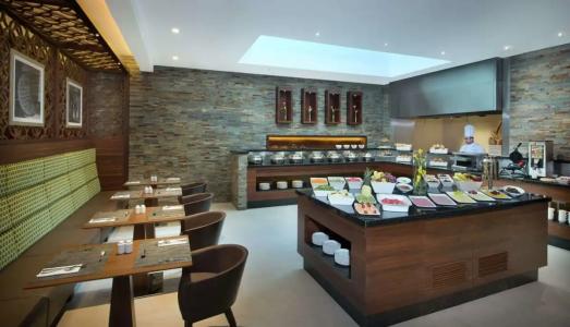 Hilton Garden Inn Dubai Al Muraqabat - Deira - 52