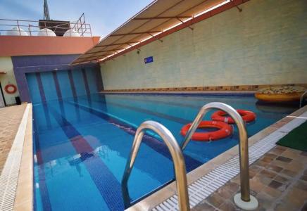 Arman Juffair Mall - 5