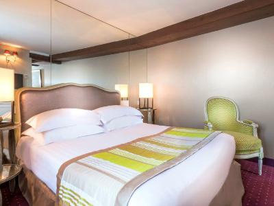 Dauphine Saint Germain - 30