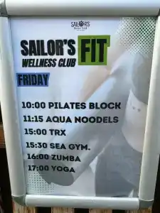 Sailor's Beach Club - 90