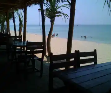 Lanta Seafront Resort - 88