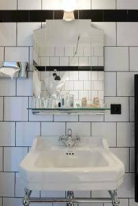 Best Western Premier Roosevelt - 43