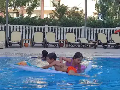 Royal Atlantis Beach - 52