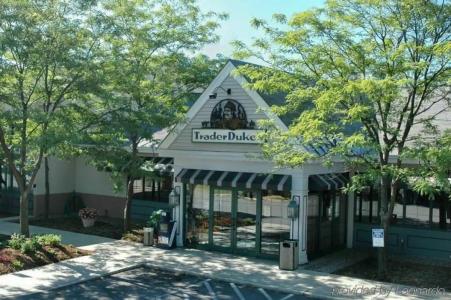 Deltas by Marriott Burlington - 28