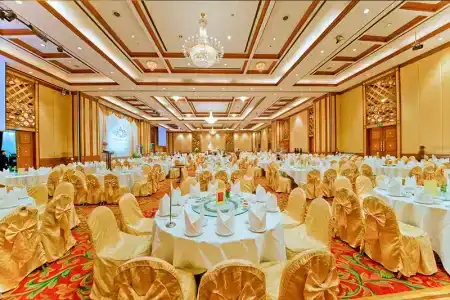 Prince Palace Bangkok - SHA Extra Plus - 34