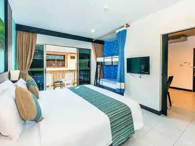 Kata Sea Breeze Resort - SHA Plus - 39