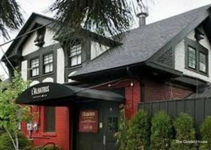 The Glidden House - 55