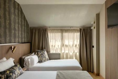 Rafaelhoteles Piramides - 58
