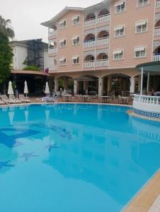 Pashas Princess by Werdes - Adult Only - 20