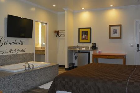 Lincoln Park Motel - 11