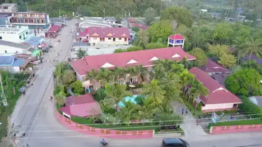 Lanta Seafront Resort - 26