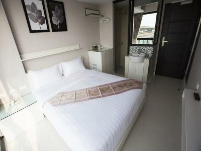 Serenotel Pattaya - 45