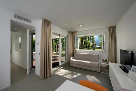 Du Lac Et Du Parc Grand Resort - 74