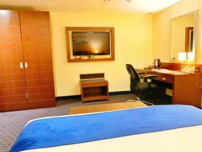 Best Western Premier Muscat - 61