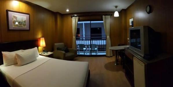 Dynasty Inn Pattaya - 41