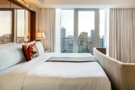 Mondrian Park Avenue - 62