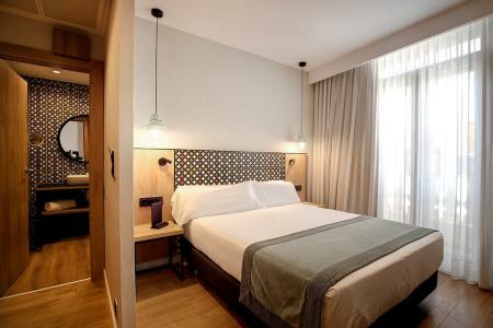 Catalonia Excelsior - 52