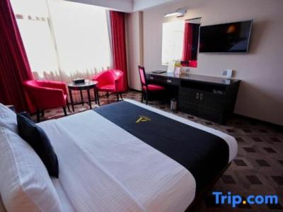 Arman Juffair Mall - 44