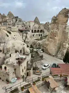 Traveller's Cave - 1