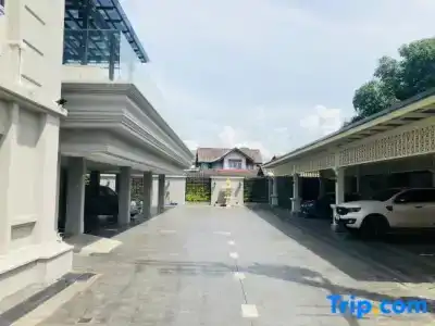 Huern Kan Thong - 40