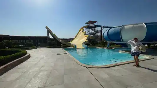 Hawaii Caesar Palace Aqua Park - Families and Couples Only - 19