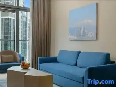 Paramount Midtown - 9