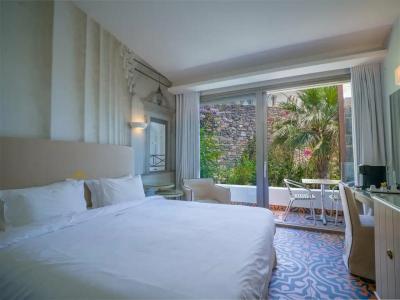 Royal Marmin Bay Boutique & Art - 87