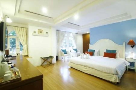 La Petite Salil Sukhumvit 8 - 42