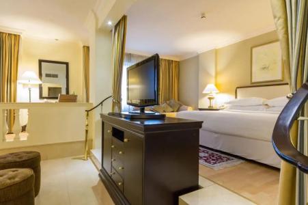 Grand Excelsior Deira - 82