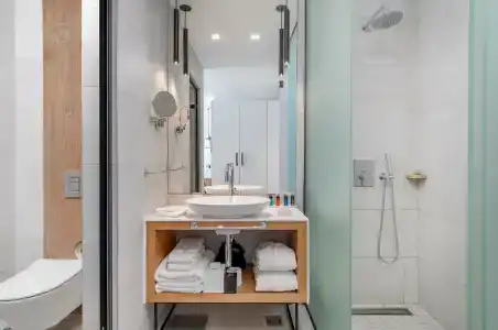 Lazure & Marina - 100