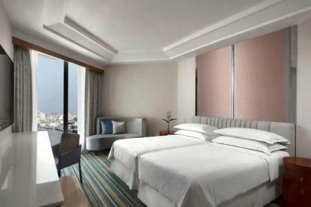 Royal Orchid Sheraton and Towers - 55