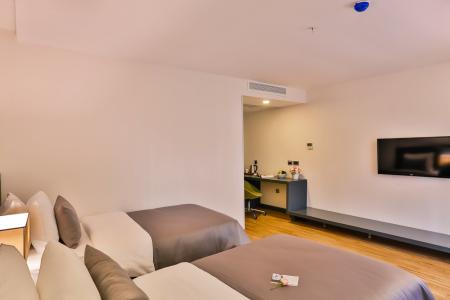 Business Life Boutique & Spa - 73