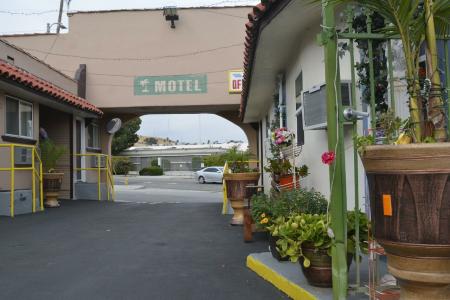 Lincoln Park Motel - 16