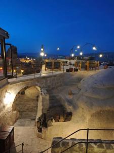 Traveller's Cave - 5