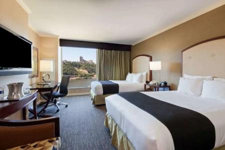 Wyndham Grand Pittsburgh - 57