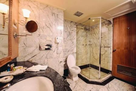 Montien Riverside Bangkok - 69