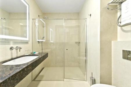 Congress Avenue - 43