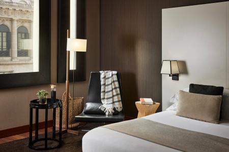 Grand Central, Small Luxurys - 43