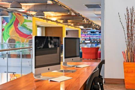 Aloft Bangkok - Sukhumvit 11 - 50