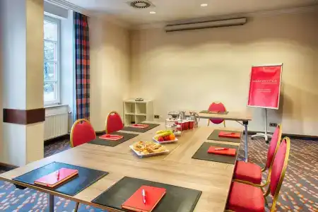 Leonardo Hamburg Stillhorn - 63