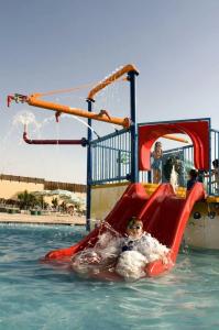 Mövenpick Resort & Spa Dead Sea - 52