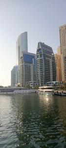 Nejoum Al Emarat - 24