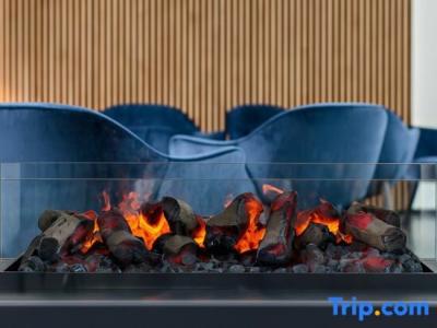 THE FLAG München M. - 56