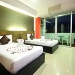 7Q Patong Beach - 95