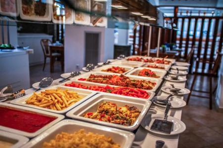 Acrotel Lily Ann Village - 35