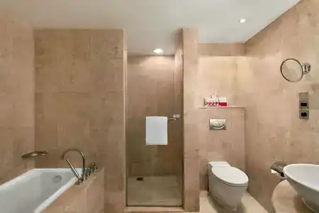 Ramada Plaza by Wyndham Dubai Deira - 72