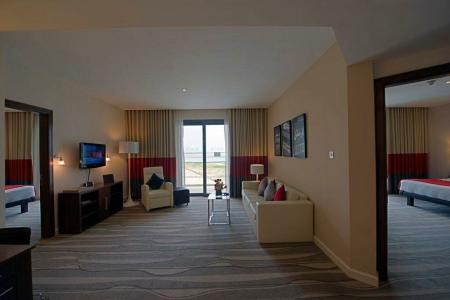 Staybridge Suites Yas Island Abu Dhabi, an IHG - 98