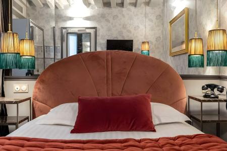 Dauphine Saint Germain - 15