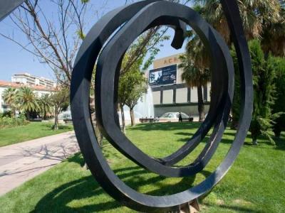 easyNice Palais des Congrès – Old Town - 75