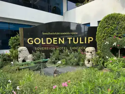 Golden Tulip Sovereign Bangkok - 1